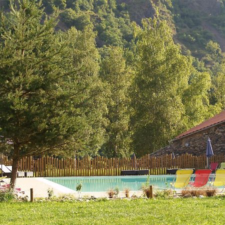 Cosycamp Hotel Chamalières-sur-Loir Екстериор снимка