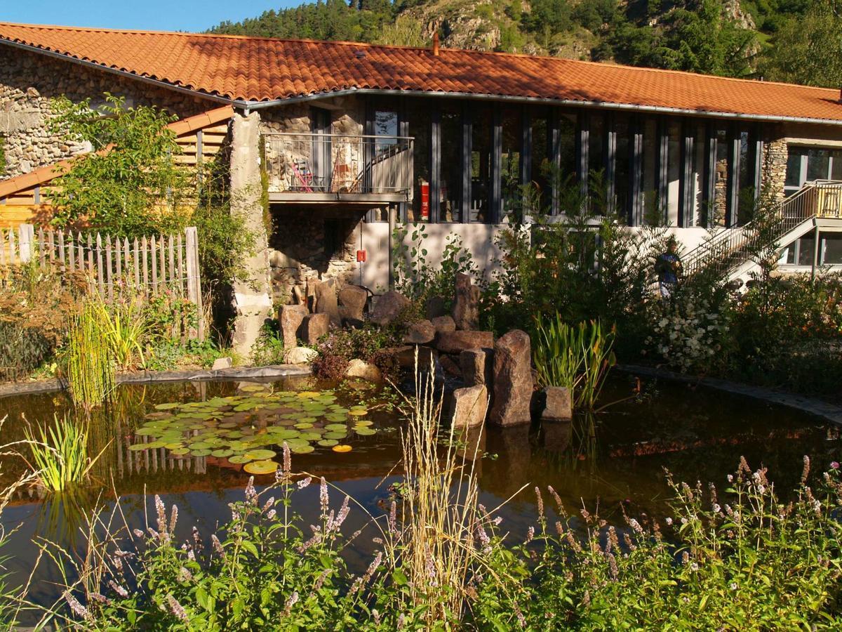 Cosycamp Hotel Chamalières-sur-Loir Екстериор снимка