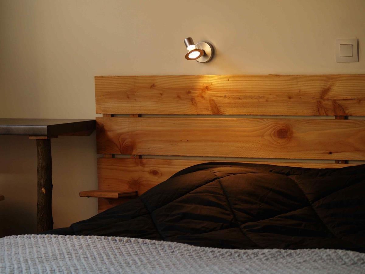 Cosycamp Hotel Chamalières-sur-Loir Екстериор снимка