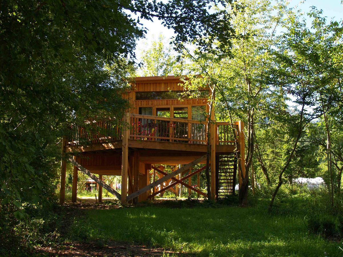 Cosycamp Hotel Chamalières-sur-Loir Екстериор снимка