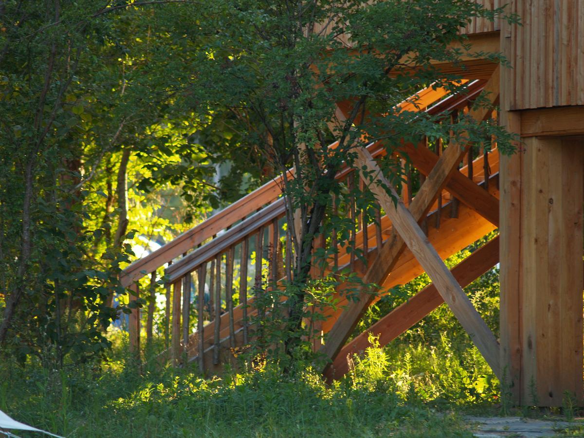 Cosycamp Hotel Chamalières-sur-Loir Екстериор снимка