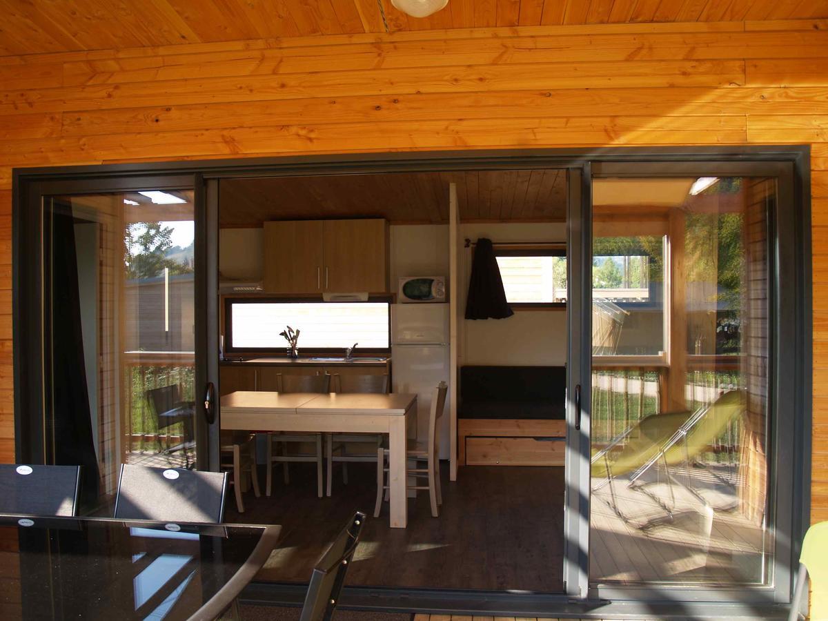 Cosycamp Hotel Chamalières-sur-Loir Екстериор снимка