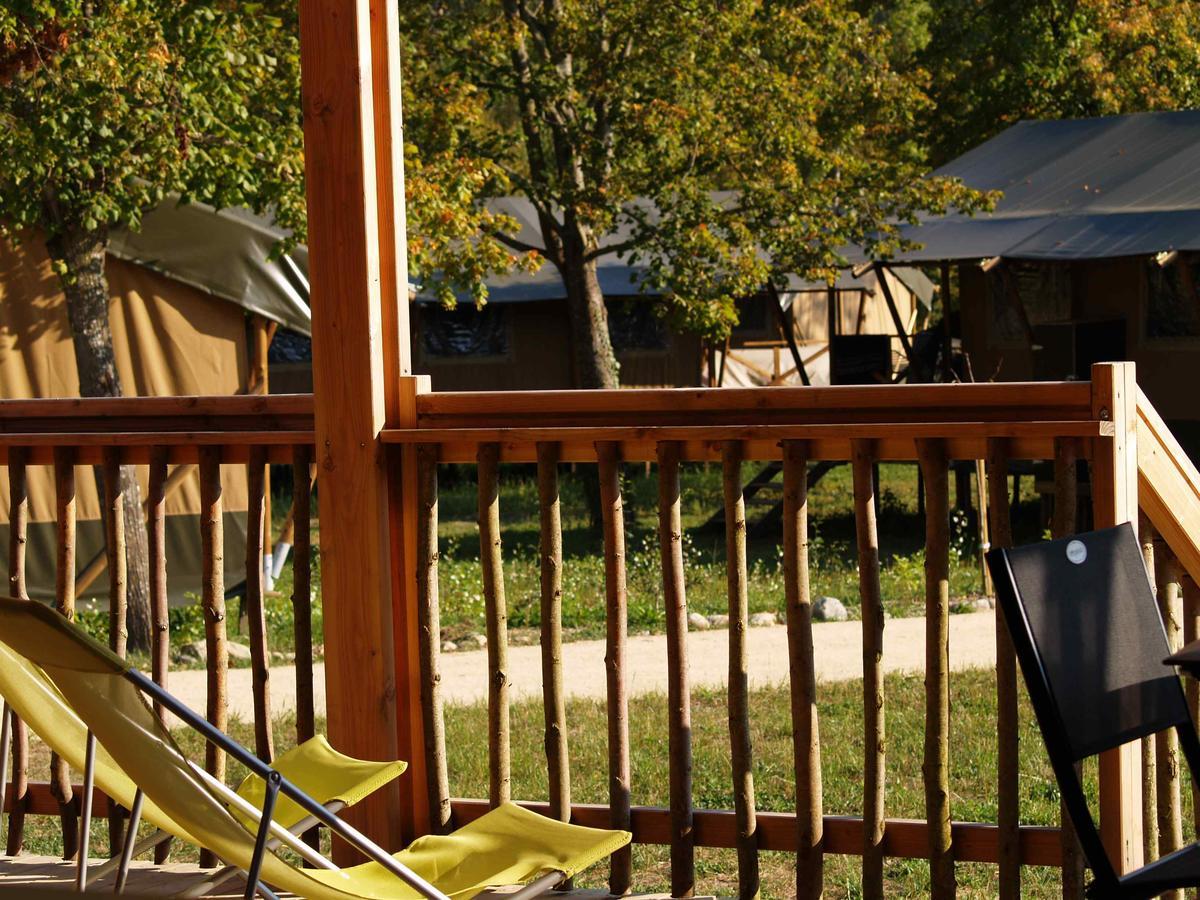 Cosycamp Hotel Chamalières-sur-Loir Екстериор снимка