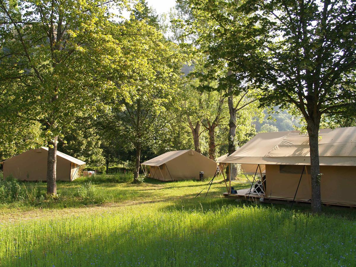 Cosycamp Hotel Chamalières-sur-Loir Екстериор снимка